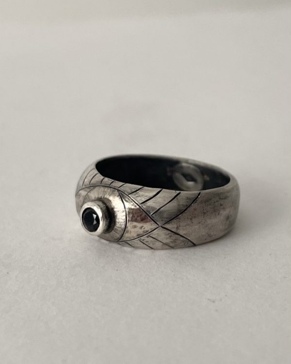 Sur commande : Bague Oko